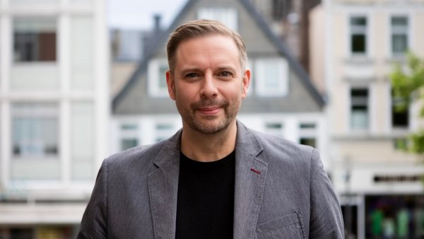 Thomas Dickenbrok ist der neue Chef des Stadtmarketings. Seine Aufgabe: die Marke Detmold etablieren. - © Stadt Detmold
