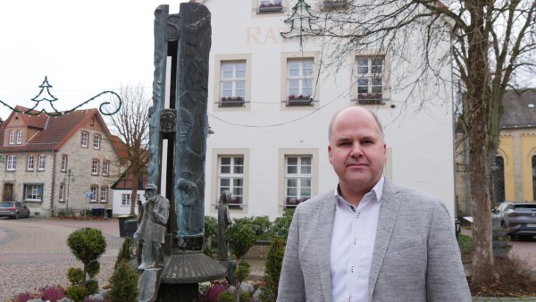 Marcus Püster kandidiert in Schlangen erneut für das Amt des Bürgermeisters. - © Archivfoto: Jost Wolf