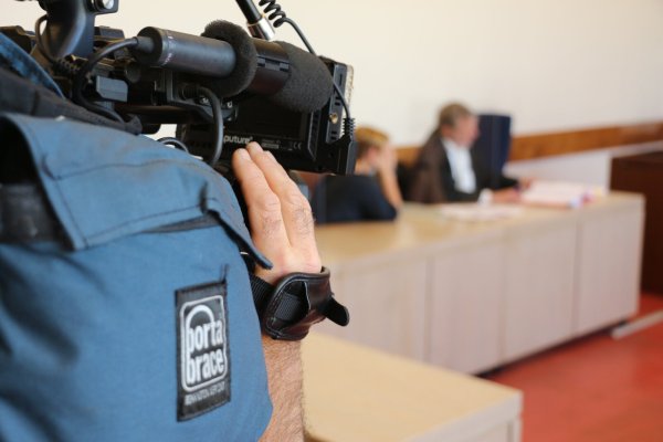Das Verfahren gegen eine ehemalige Pflegekraft hatte für Aufsehen gesorgt. Während der Hauptverhandlung steht allerindgs schnell fest: Es hätte gar nicht zur Anklage kommen müssen. - © Janet König