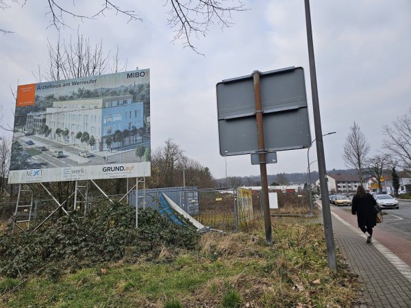 Am Vorvertrag der Stadt mit einem Investor aus Bielefeld gibt es Kritik seitens der Politik. Trotzdem stimmt der Rat dem Plan, rund 540 Quadratmeter im geplanten Ärztehaus an der Friedrich-Petri-Straße zu mieten, mehrheitlich zu. - © Archivfoto: Astrid Sewing