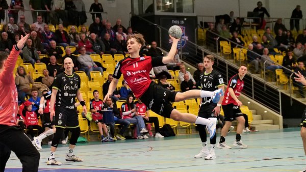 Nach diesem schönen Einläufer hatte Frederik Puls freie Bahn. - © Jörg Hagemann