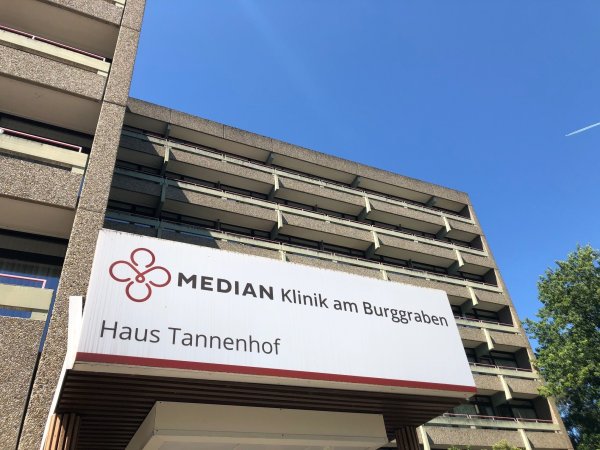 Im Haus Tannenhof der Median-Klinik am Burggraben steht eine Station unter Quarantäne. - © Sven Kienscherf
