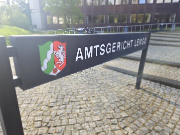 Das Amtsgericht Lemgo verurteilt einen Ladendieb 18 Stunden nach der Tat. - © Janet König