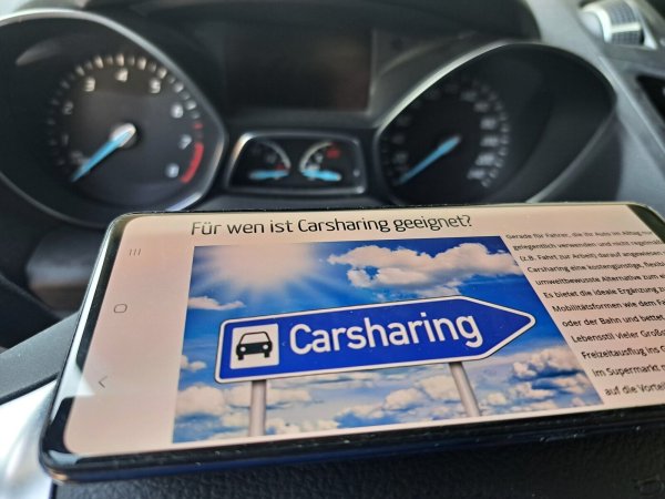 Die Oerlinghauser Verwaltung sollte sich um das Projekt Car-Sharing kümmern und Fördermöglichkeiten prüfen. Das ist noch nicht geschehen, wie die Politiker im Umweltausschuss nun bemängelten. (Symbolbild) Foto: Madita Schellenberg - © Madita Schellenberg