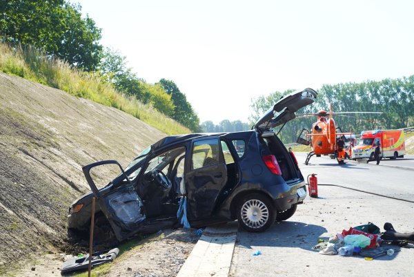 Am Dienstagvormittag hat es einen schweren Unfall in Leopoldshöhe gegeben. - © Freitag TV