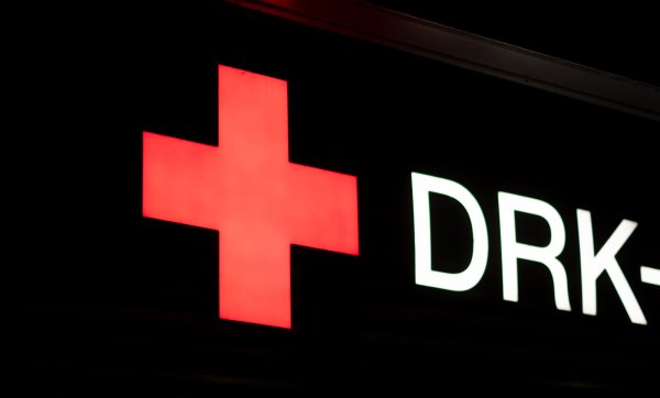 Schon jetzt gibt es beim Deutschen Roten Kreuz erheblichen Personalmangel. - © picture alliance/dpa