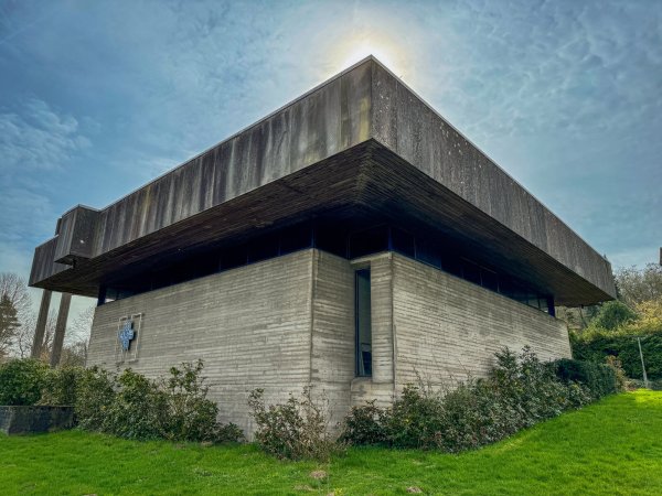 Die Detmolder Politik beschäftigt sich nun schon seit einiger Zeit mit der Zukunft der Friedenskirche. Im April muss der Ausschuss für Stadtentwicklung erneut über ihren Denkmalwert beraten. - © Raphael Bartling