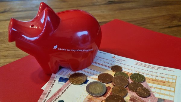 Am 30. Oktober ist Weltspartag - in diesem Jahr bereits zum 100. Mal. - © Carolin Brokmann-Förster