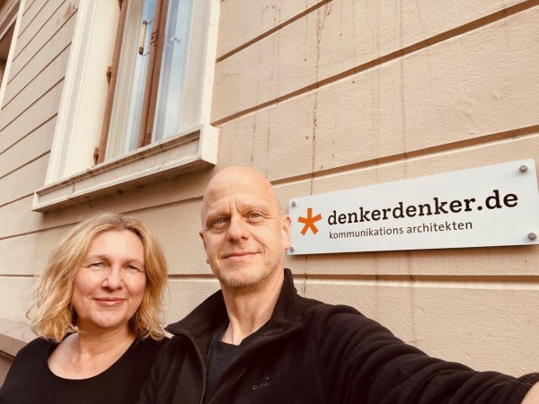 Antje und Hanno Denker haben nach 21 Monaten Pandemie als "Querdenker" genug: Sie wechseln den Namen ihres Büros für Architektur und Grafikdesigns. - © Bildrechte: Hanno Denker