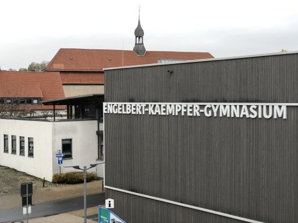 Am Engelbert-Kaempfer-Gymnasium sind bei einer Routine-Untersuchung erhöhte PCB-Werte ermittelt worden. - © Till Brand