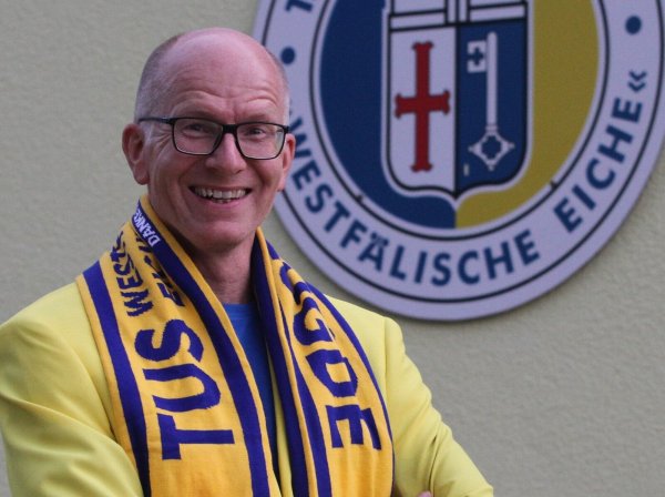 Karl Hasse ist Vorsitzender des TuS WE Lügde. - © Sebastian Lucas