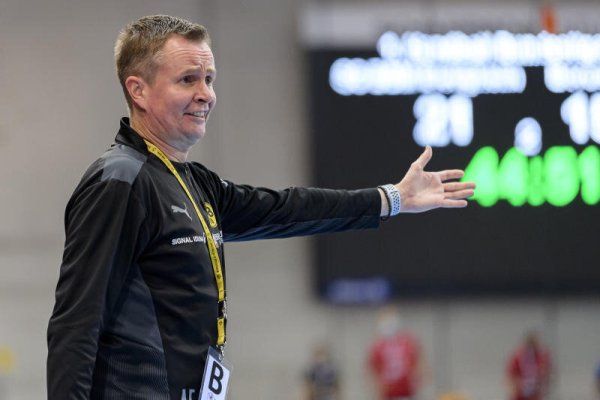 Schwere Vorwürfe gegen den aus Blomberg stammenden Trainer André Fuhr schocken 2022 die Handballszene. - © dpa