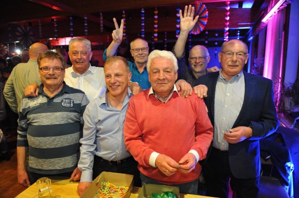 Der Saunaclub "Turnier-Krokodile" hat die Schlagerparty veranstaltet. - © Bildrechte: Saunaclub Turnierkrokodile