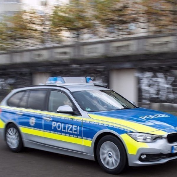 Die Polizei sucht einen bewaffneten Kiosk-Räuber. - © Bernhard Preuß