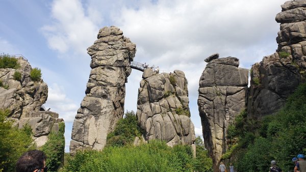 Die Externsteine in Horn-Bad Meinberg. - © Nadine Uphoff
