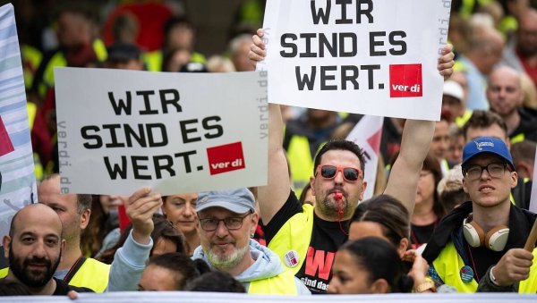 Verdi-Beschäftigte bestreiken aktuell mehrere Unternehmen in der Region. - © dpa