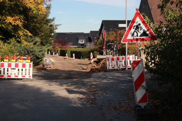 Der Kleine Schratweg wird ausgebaut. Dafür müssen auch die Anwohner zahlen. - © Katrin Kantelberg