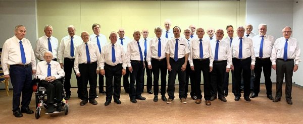 Der Männerchor Vahlhausen im Jahr 2023. Das 100-Jährige wird groß gefeiert. - © Männerchor Vahlhausen