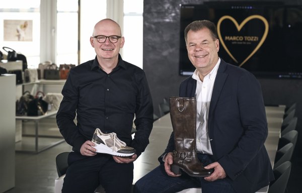 Generationswechsel: Carsten Humke (rechts) übergibt das Steuer als geschäftsführender Gesellschafter zum 1. Juni an den 42-jährigen Christian Böhm. - © Wortmann-Gruppe