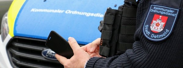 Der Kommunale Ordnungsdienst ist regelmäßig montags bis donnerstags von 9 bis 21 Uhr sowie freitags und samstags von 12 bis 2 Uhr im Dienst. - © Janet König