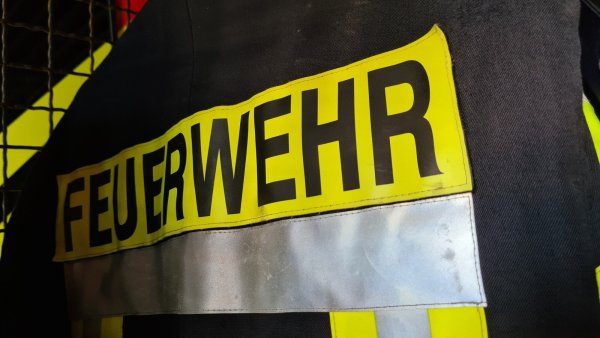 Die Feuerwehr musste einen Kellerbrand löschen. - © Nadine Uphoff