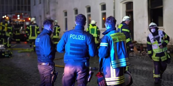 Die Brandursache wird von der Polizei untersucht. - © Freitag Medien Gruppe