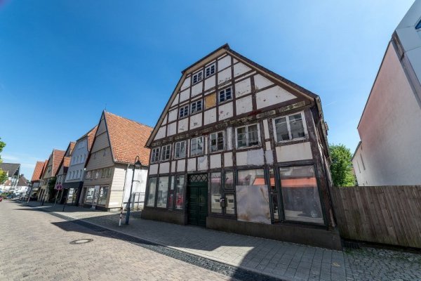 Wenn es nach der SPD geht, sollen leere Schaufenster mit landschaftlichen Motiven beklebt werden. Foto: Torben Gocke - © Foto: Torben Gocke