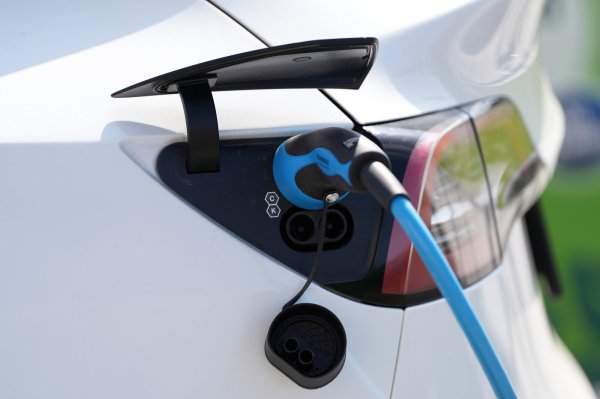 Autoexperte Constantin Gall erwartet bereits für die kommenden Monate einen starken Rückgang gewerblicher Elektro-Neuzulassungen. - © Soeren Stache