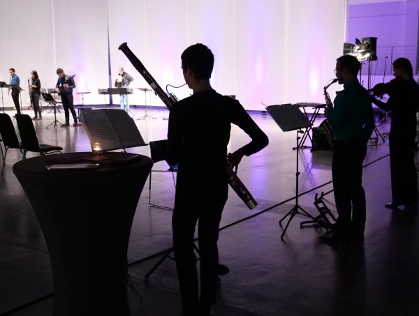 Das Hörfest für Neue Musik im Hangar steht in den Startlöchern. - © Klangwerkstatt