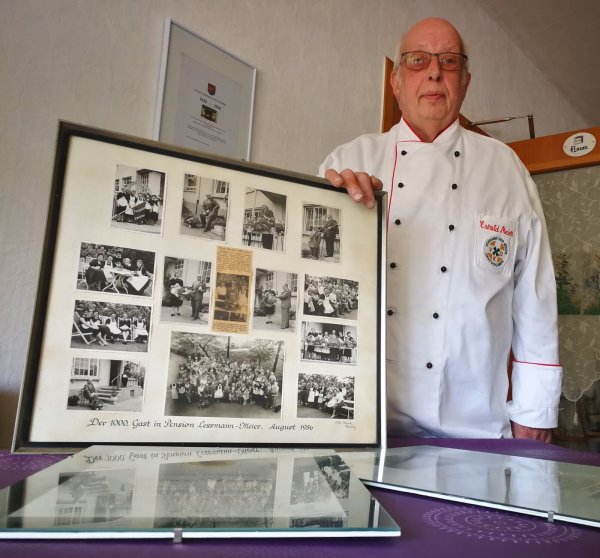 Ewald Meier ist seit 50 Jahren Koch. In Glashütte betreibt er noch den Familienbetrieb, den seine Großmutter aufgebaut hat. - © Freya Köhring