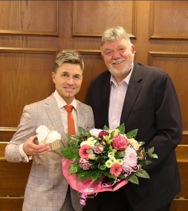 Andreas Epp, Vorsitzender der Partei Aufbruch C und Landratskandidat (links), mit Dr. Andreas Levermann, stellvertretender Vorsitzender. - © Aufbruch C