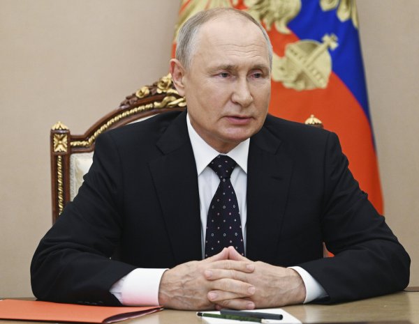 Eine Studie lässt vermuten, dass mehr Russen ihren Präsidenten Wladimir Putin kritisieren als bisher im Westen angenommen. - © Pavel Byrkin/Pool Sputnik Kremlin/AP/dpa