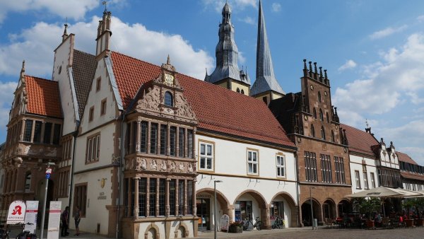 Im Rathaus der Stadt tagen die Politiker. Und immer wieder kommt es dabei auch zu Auseinandersetzungen mit der Verwaltung. - © Alte Hansestadt Lemgo
