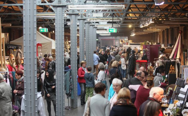 Die Lifestylemesse Herbstzeitlos im Alten Güterbahnhof in Herford lockt in Scharen Besucher aus der Region. - © Frank-Michael Kiel-Steinkamp (Archiv)