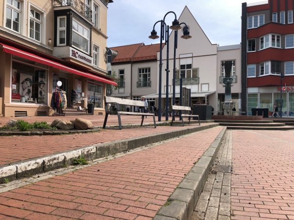 Der Marktplatz in Lage soll neu gestaltet werden. - © Thomas Reineke