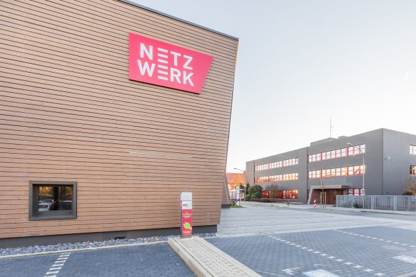 Das "Netzwerk" der Stadtwerke an der Uferstraße könnte als Ausweichquartier für künftige Ausschusssitzungen in Bad Salzuflen dienen. - © www.neuschaefer-rube.de