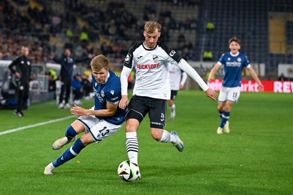 Von Lukas Kunze (links) gingen im Spiel gegen Verl kaum Impulse für das Offensivspiel des DSC aus. - © Teresa Kröger