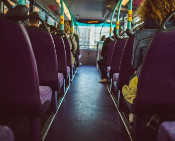 Das Schülerticket soll die Lagenser Jugend künftig mobiler machen. - © Symbolbild: Pixabay