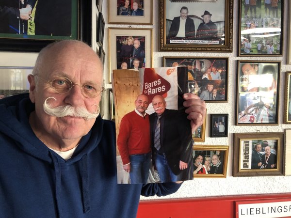 Reinhold Mennecke und sein "Bruder" Horst Lichter. - © Silke Buhrmester