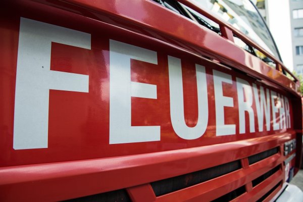 Die Feuerwehrlöschzüge in Heiden und Kachtenhausen bekommen jeweils einen neuen Mannschaftstransporter. - © Symbolbild: Pixabay