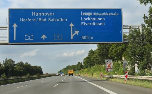 Die Autobahn-Ausfahrt Bad Salzuflen auf der A2 - © Vera Gerstendorf-Welle