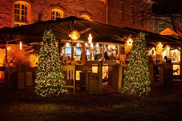 Der Detmolder Weihnachtsmarkt wird in diesem Jahr trotz der Großbaustelle auf dem Schlossplatz stattfinden. - © Archivfoto: Raphael Bartling