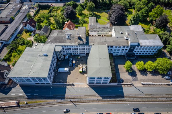 Der ehemalige Seidensticker-Hauptsitz an der Herforder Straße in Bielefeld. - © Mike-Dennis Müller / www.mdm.photo