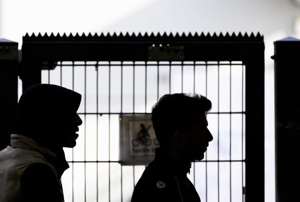 Wer die Arbeitspflicht verweigert, dem drohen in den jeweiligen Kommunen Kürzungen der Leistungen. - © Julian Stratenschulte