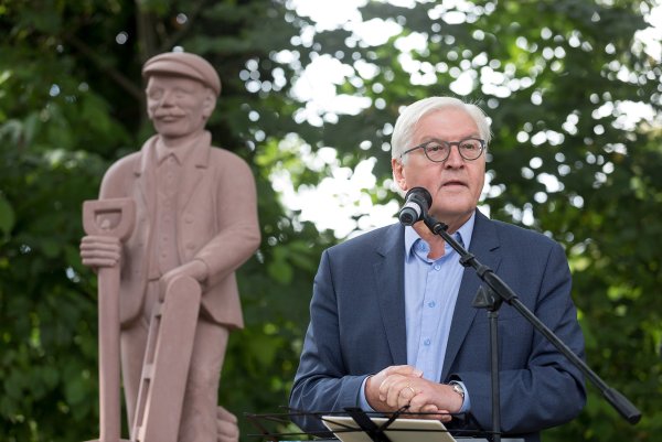 Bundespäsident Frank-Walter Steinmeier bei seinem letzten lippischen Besuch in Brakelsiek. - © Torben Gocke