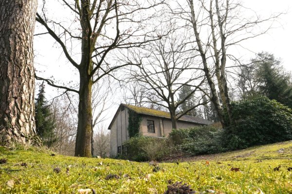 Der Friedhof Kupferberg ist wegen Astbruch zurzeit gesperrt. - © Sven Koch