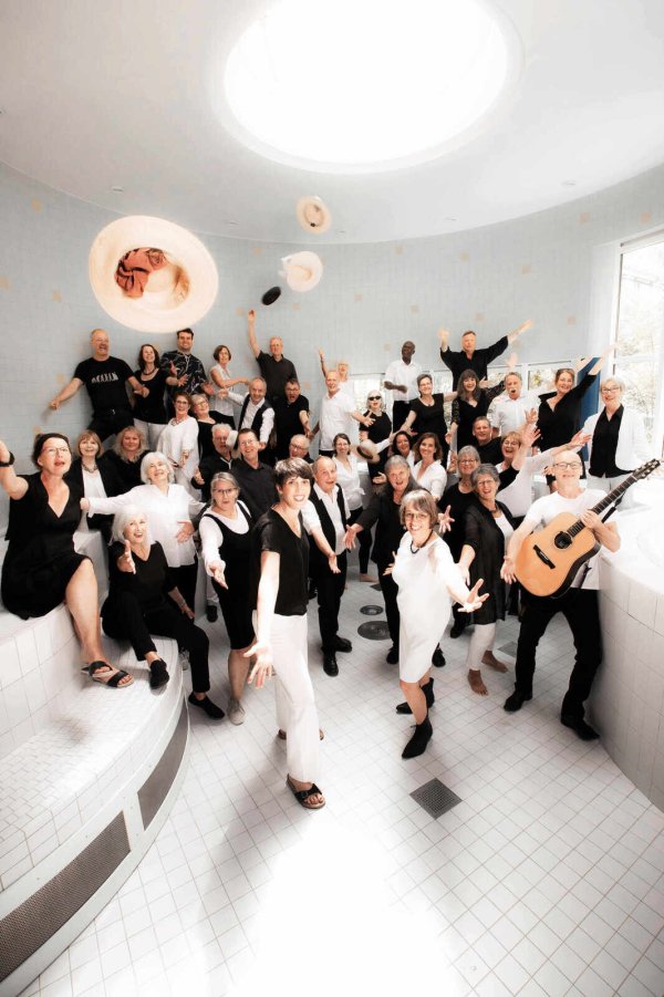 Der Jazzchor JAM tritt in der Stadthalle auf. - © JAM