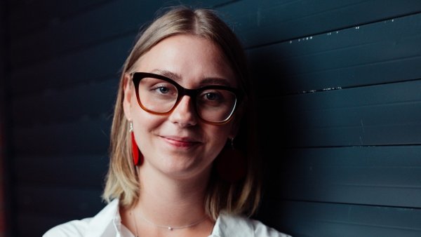 Die 27-jährige Nina Gaedike führt die Jusos in NRW. - © Pascal Skwara