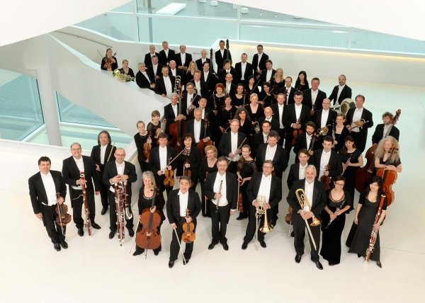 Die Nordwestdeutsche Philharmonie geht mit vollem Programm in das neue Jahr - die neue Saison läuft bereits. - © Sandra Kreutzer