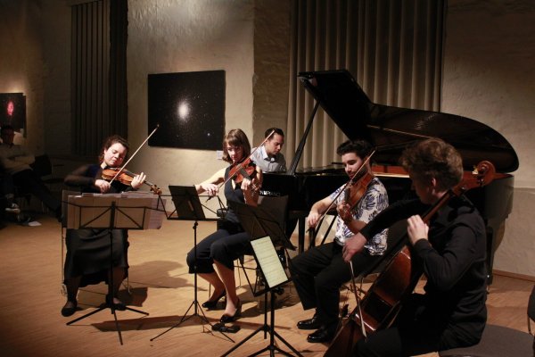 Das “Ensemble Impromptu” besteht aus jungen Musikern und Musikerinnen. - © Bildrechte: Ensemble Impromptu
